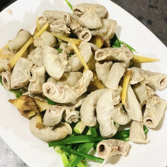 Bò Tơ Tây Ninh Út Mây