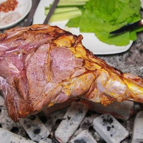 Bò Tơ Tây Ninh Út Mây